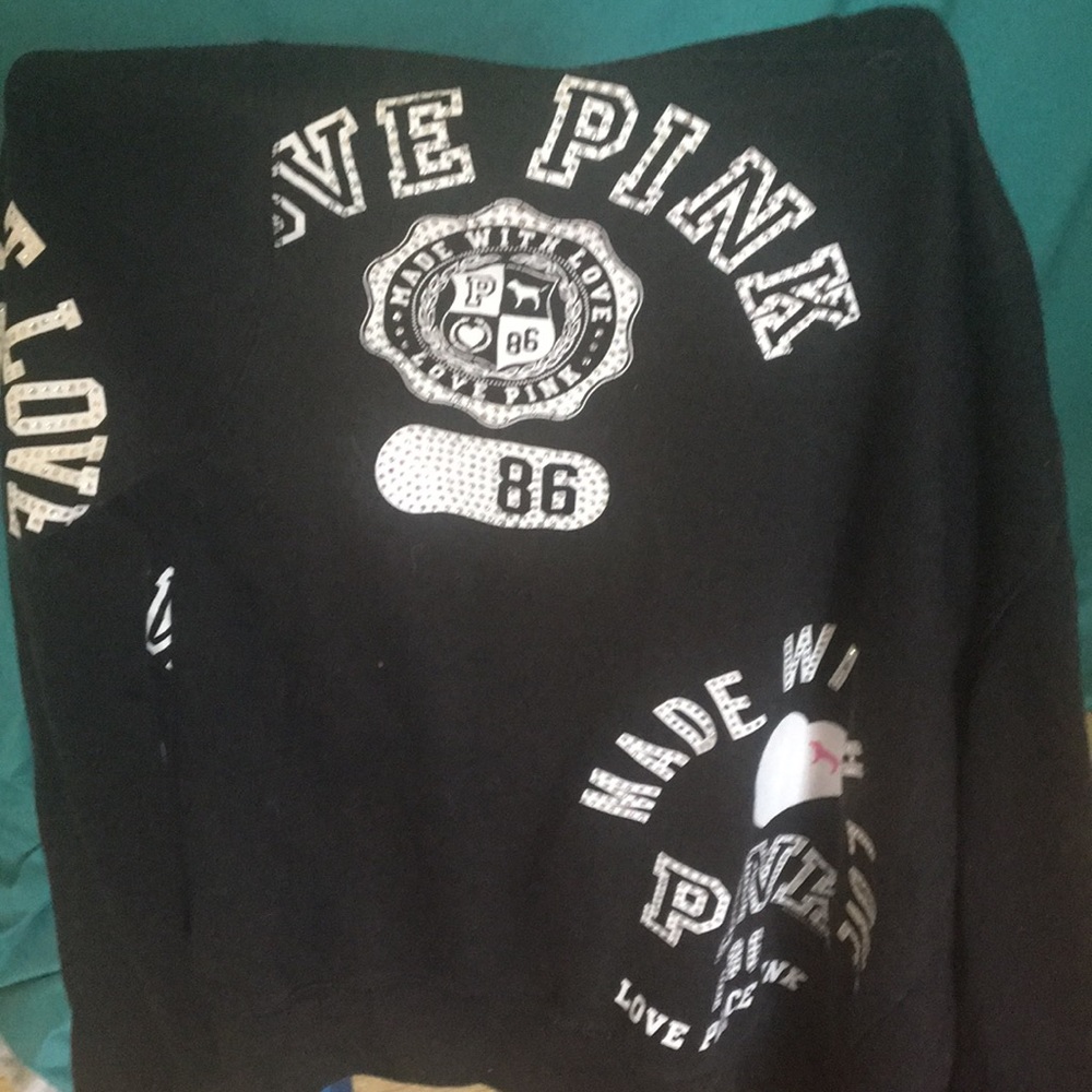 3 for 15 or free ad on. Hoodie by Pink.